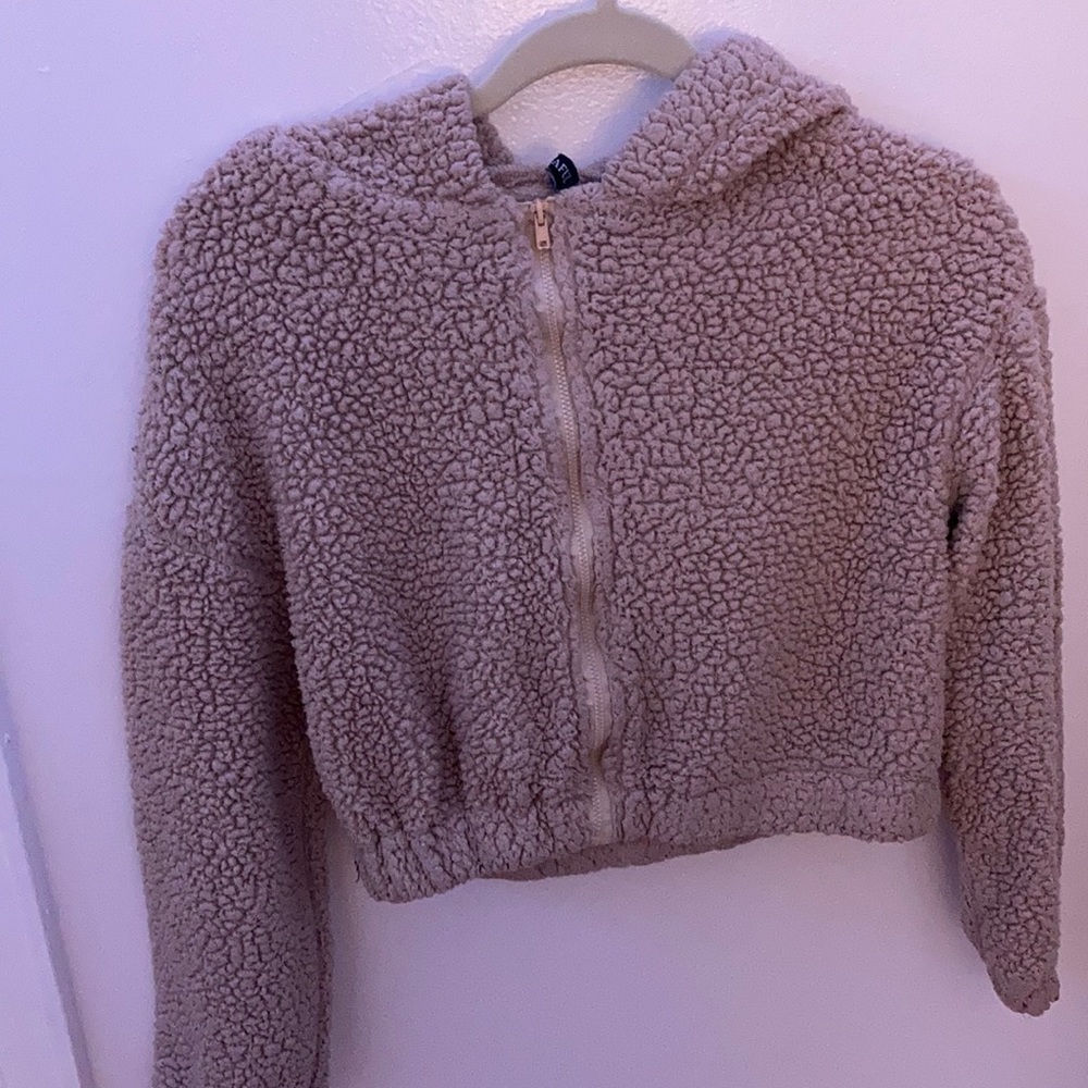 Light brown fuzzy cropped jacket